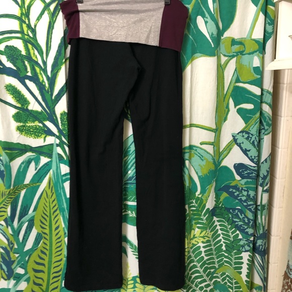 Victoria secret PINK yoga pants size medium - Picture 3 of 5